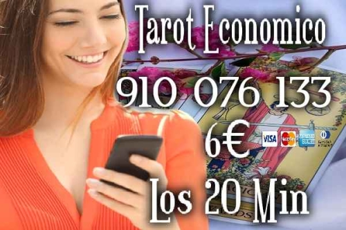 DESCUBRE TU FUTURO A TRAVéS DEL TAROT