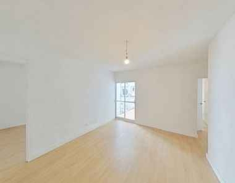 COLOCACION DE SUELOS LAMINADOS DE MADERAS SUELOS DE VINILOS SPC