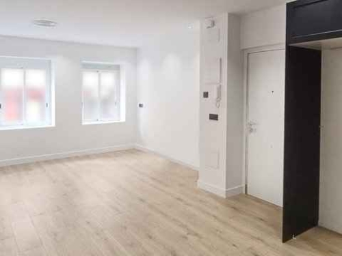 COLOCACION DE SUELOS MADERAS LAMINADOS VINILOS SPC