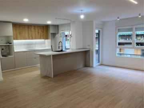 COLOCACION DE SUELOS MADERAS LAMINADOS VINILOS SPC