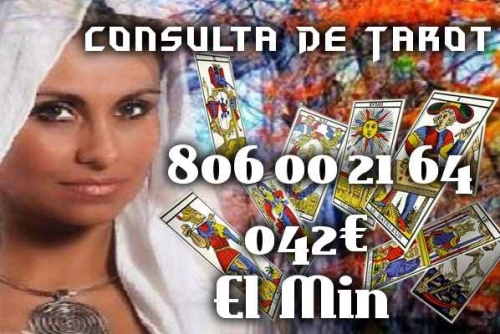 DESCUBRE TU FUTURO A TRAVéS DEL TAROT