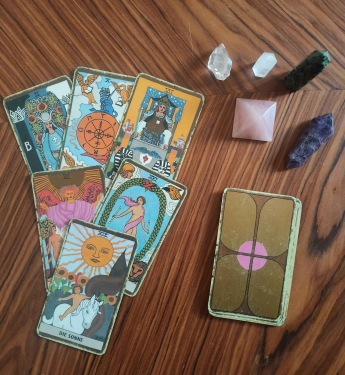 SERVICIO DE TAROT EN MADRID PRESENCIAL U ONLINE