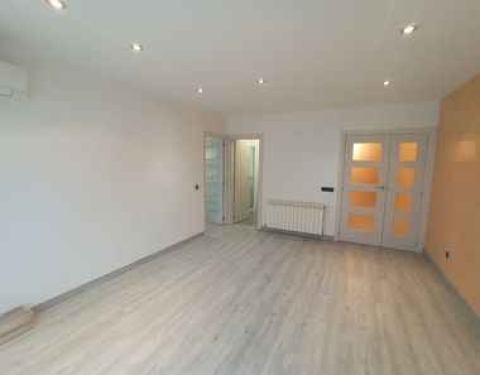 MONTADOR DE SUELOS DE MADERAS LAMINADOS VINILOS SPC