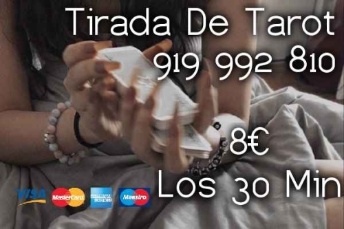 TIRADA DEL TAROT &bull; TIRADA DE CARTAS