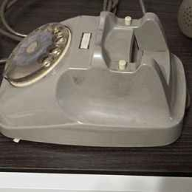 TELÉFONO DE 1970,DE SIP ITALTEL,HECHO EN ITALIA,CON RUEDA ,DE COLOR GRIS