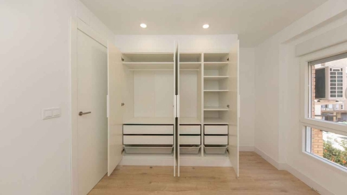 SUELOS DE MADERAS LAMINADOS VINILOS PARQUETISTA