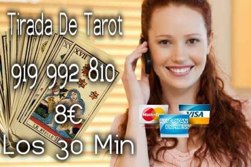 TIRADA TAROT  DEL AMOR | TAROTISTAS FIABLES